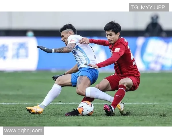 天津泰达队迎来连胜，成功逆转战胜武汉卓尔队，继续保持中超领先优势